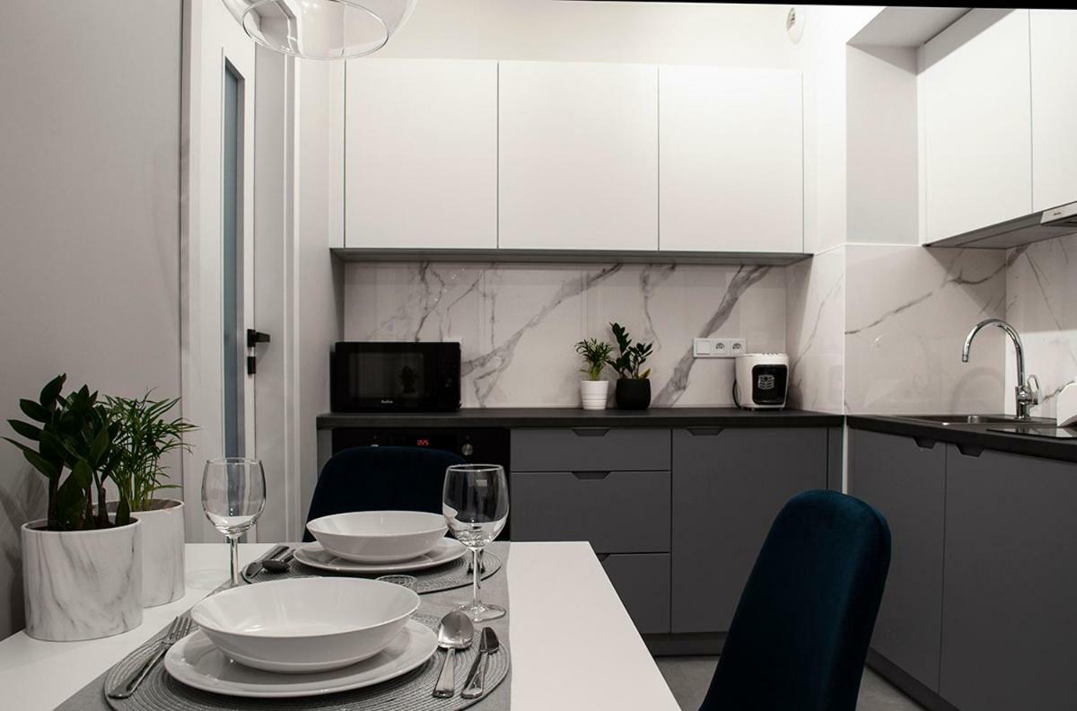 קרקוב Navyblue Apartment Cracow Free Parking Tv מראה חיצוני תמונה